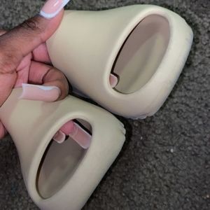 Yeezy slide